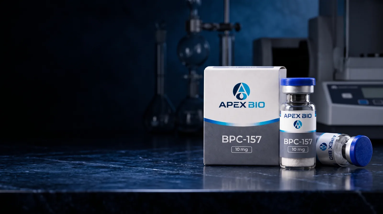 Коробка и флакон BPC-157 Apex Bio на тёмном лабораторном столе